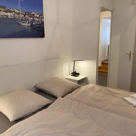 Chiara * 格朗维尔